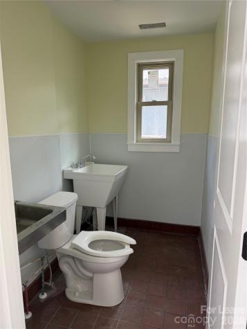 219 Amboy Road Asheville NC 28806