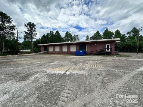 2324 Us 70 Highway Marion NC 28752