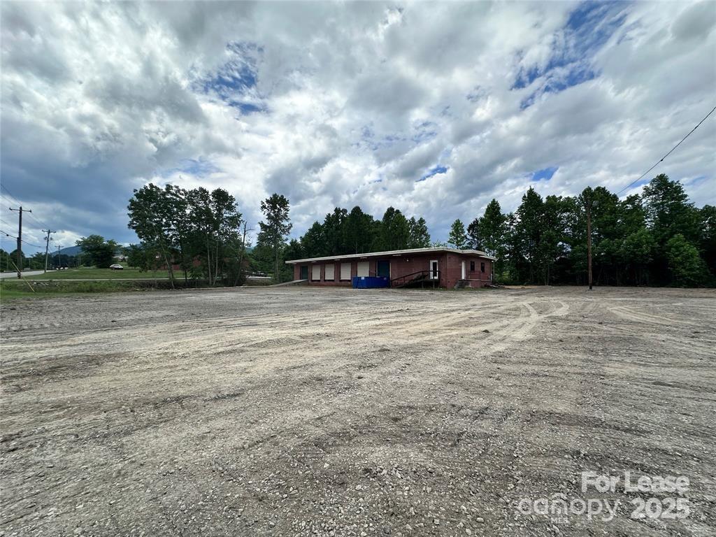 2324 Us 70 Highway Marion NC 28752