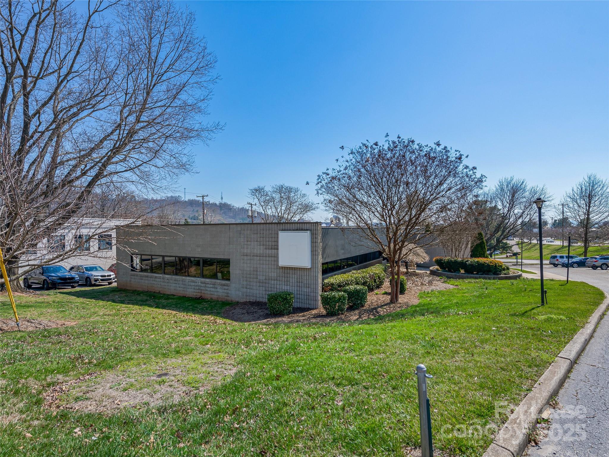 86 Asheland Avenue Asheville NC 28801