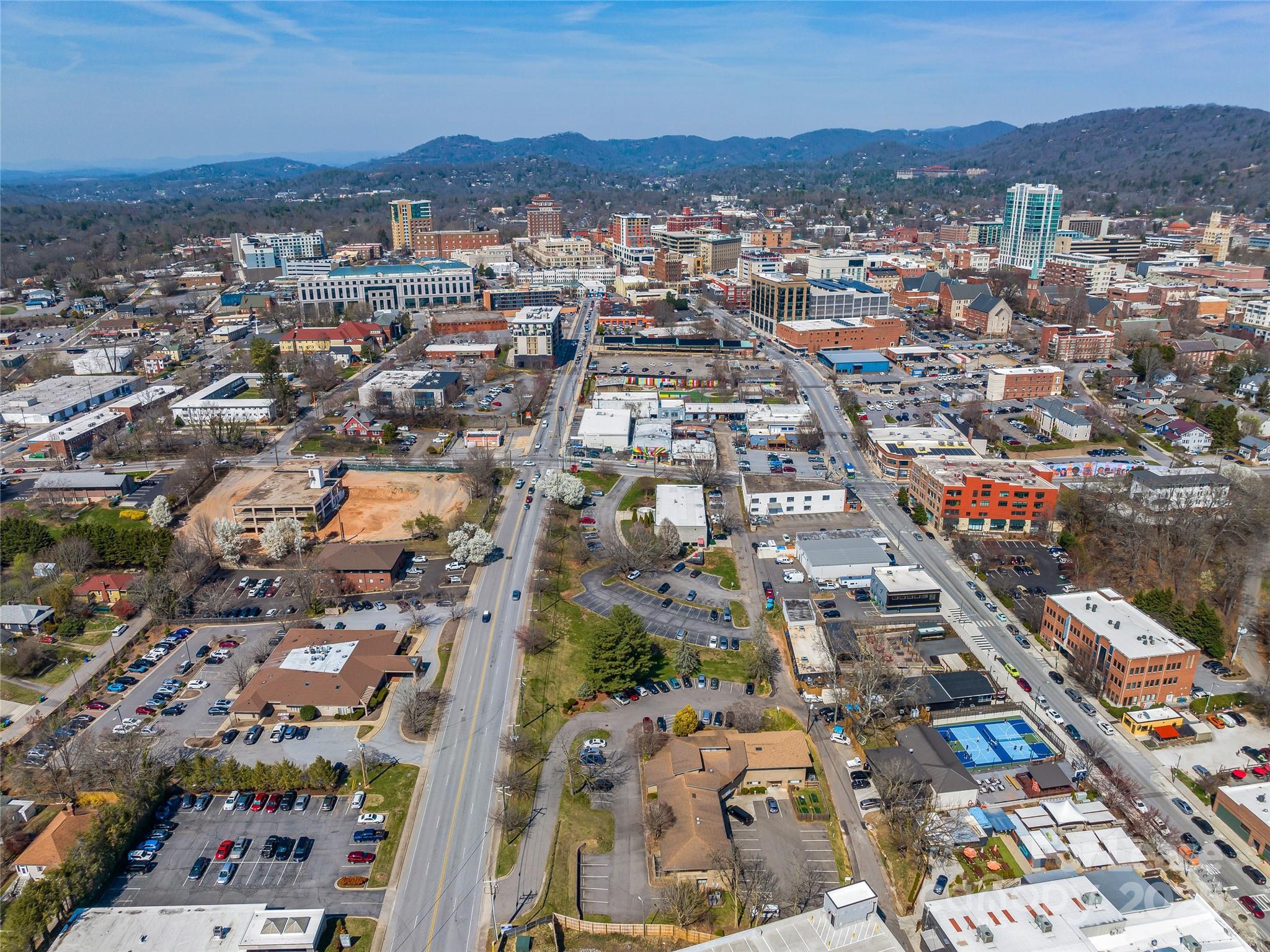 86 Asheland Avenue Asheville NC 28801
