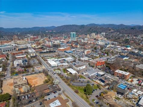 86 Asheland Avenue Asheville NC 28801