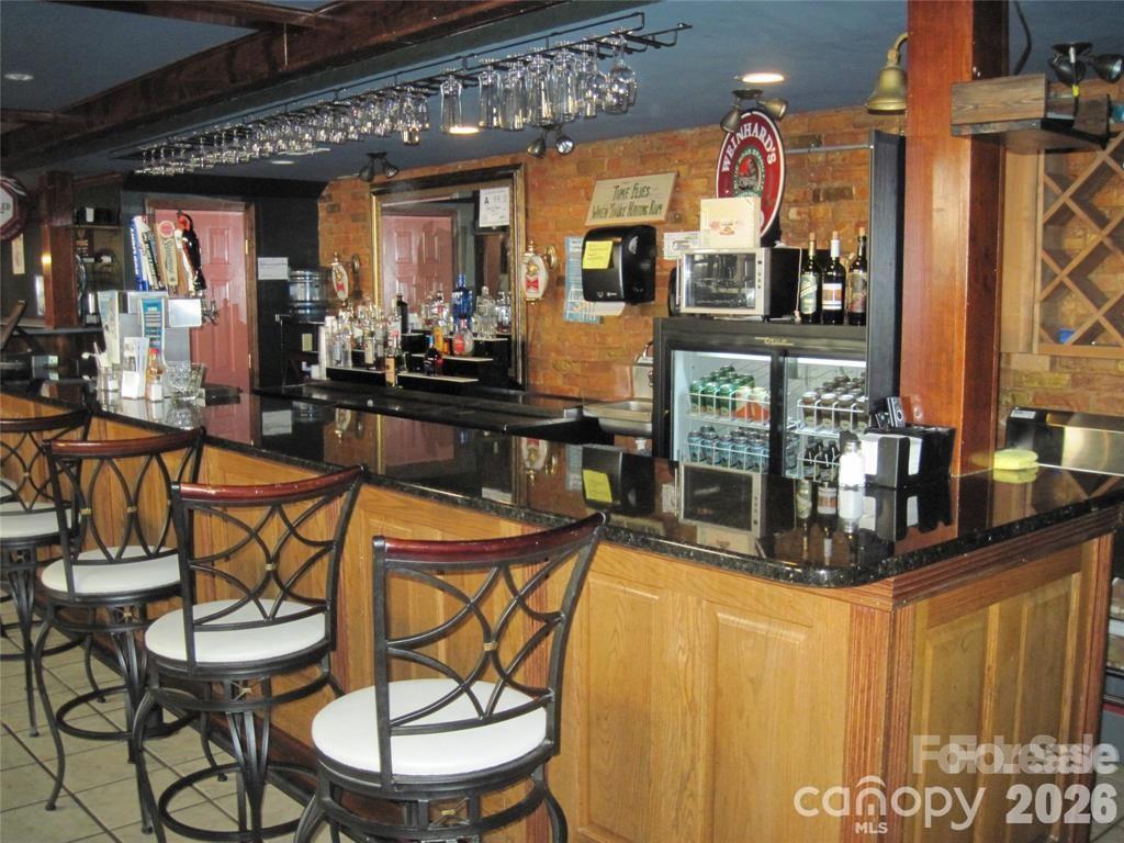 819 West Avenue NW Lenoir NC 28645