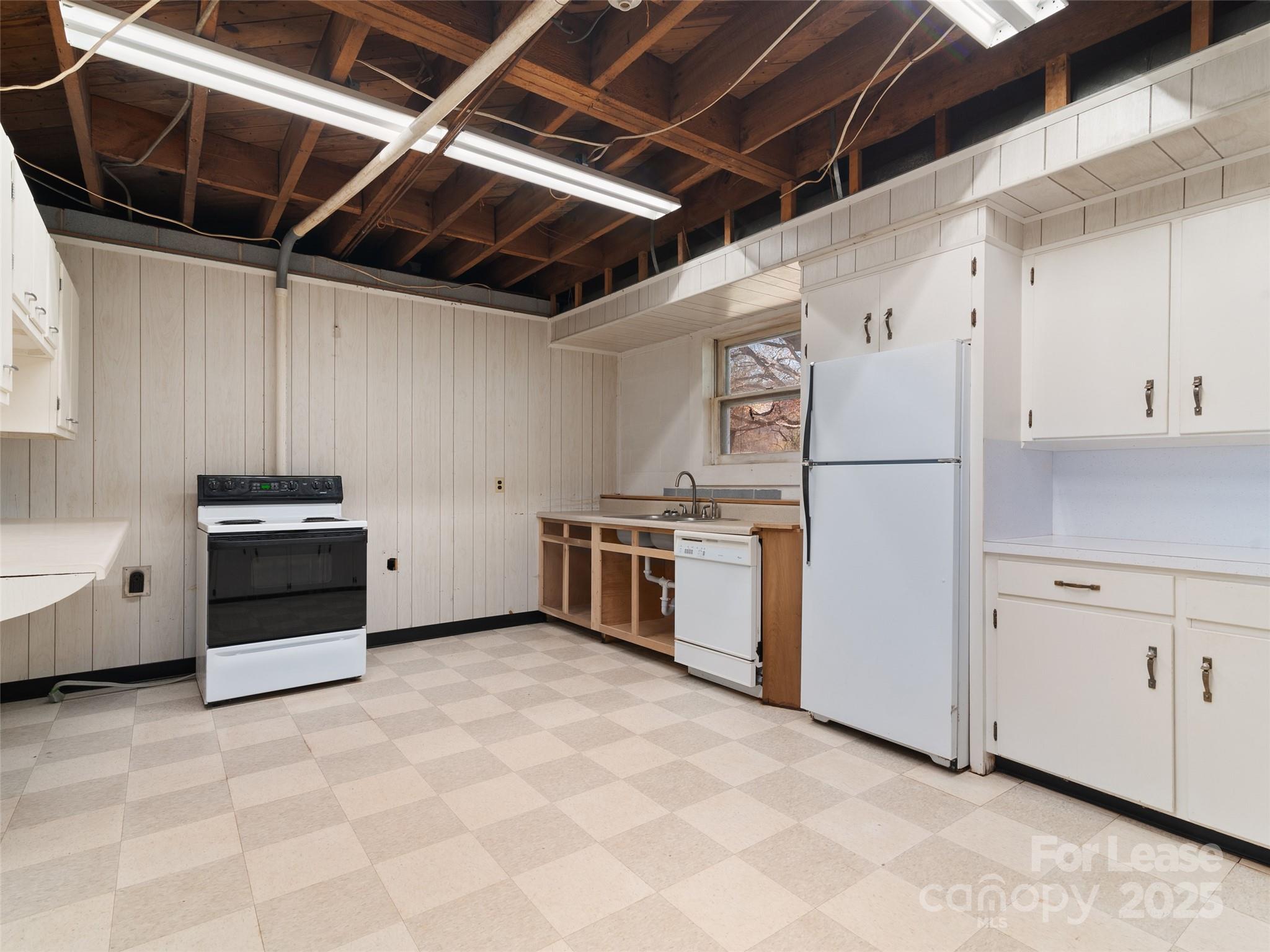 62 Birdsong Trail Waynesville NC 28786