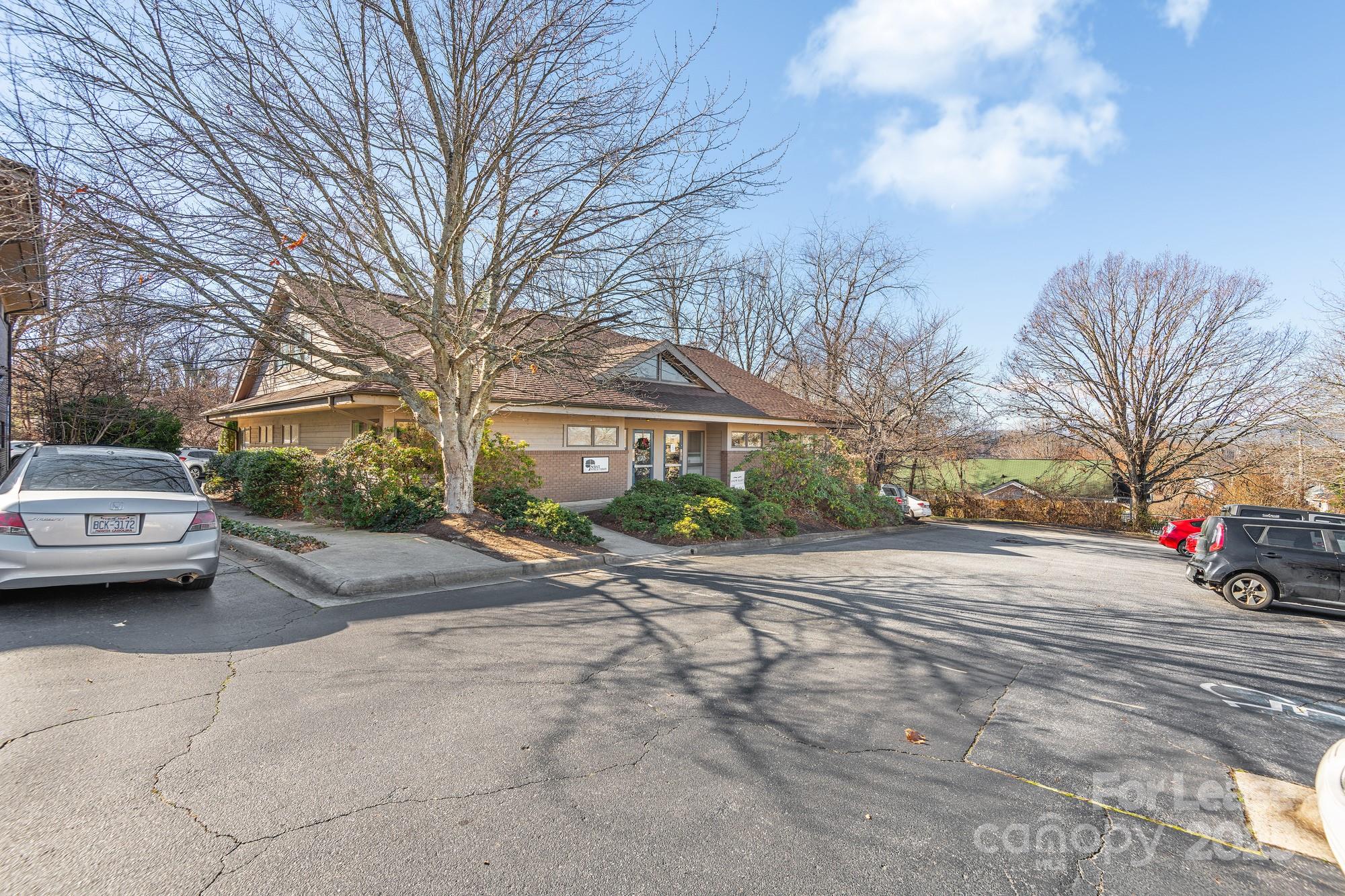 60 Livingston Street Asheville NC 28801