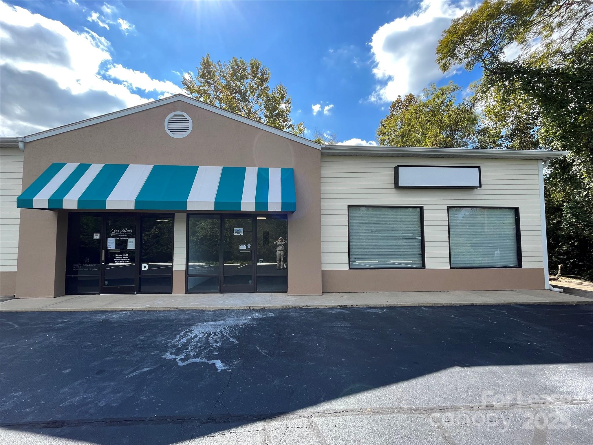 1303 7th Avenue E Hendersonville NC 28791