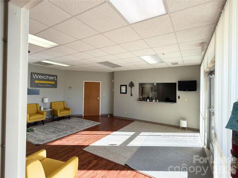 1144 Lenoir Rhyne Boulevard SE Hickory NC 28602