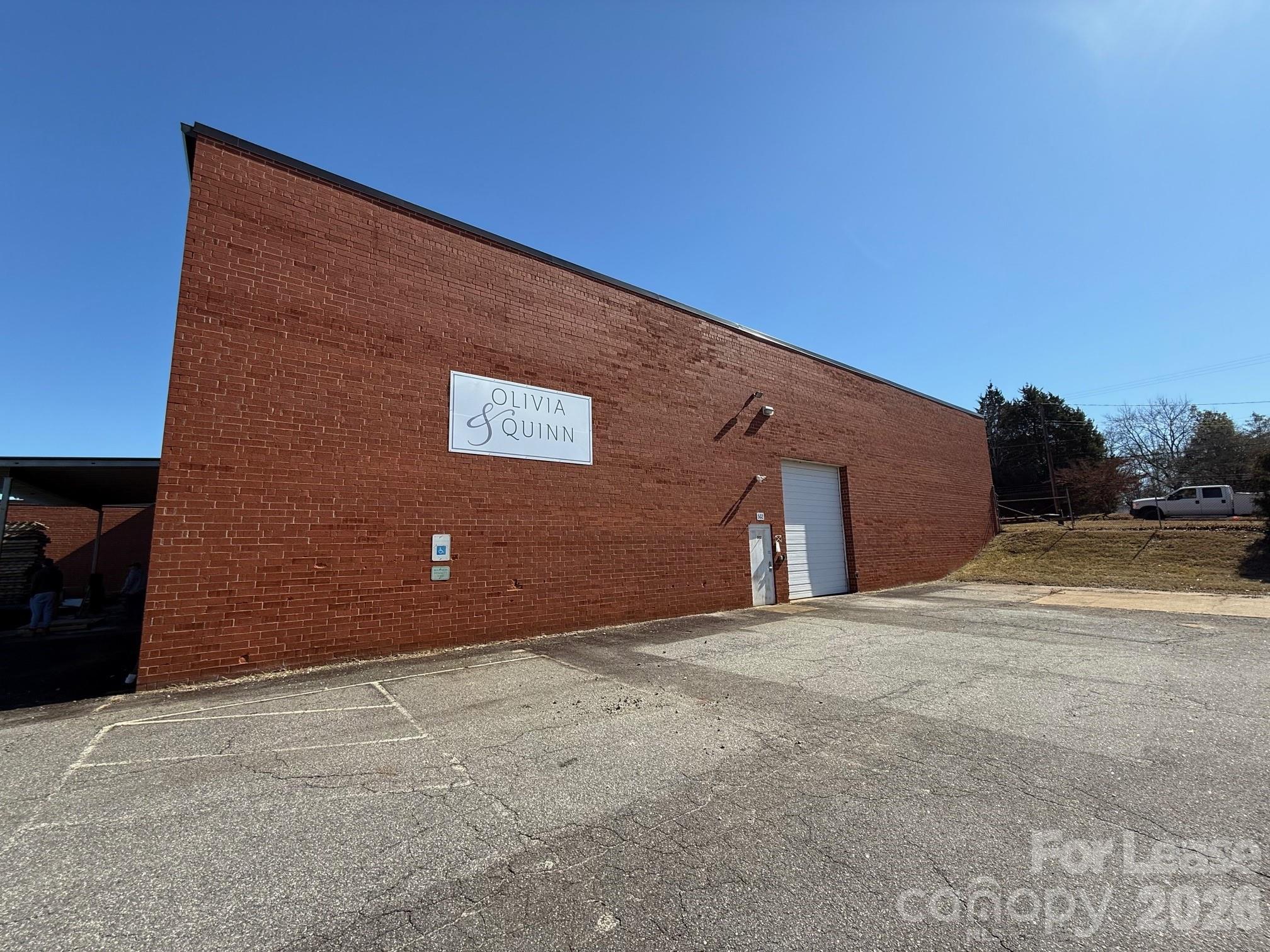 502 W 25th Street Newton NC 28658