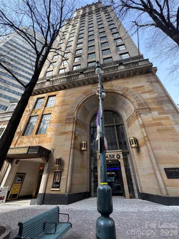 112 N Tryon Street Charlotte NC 28202