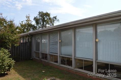 120 S Tradd Street Statesville NC 28677
