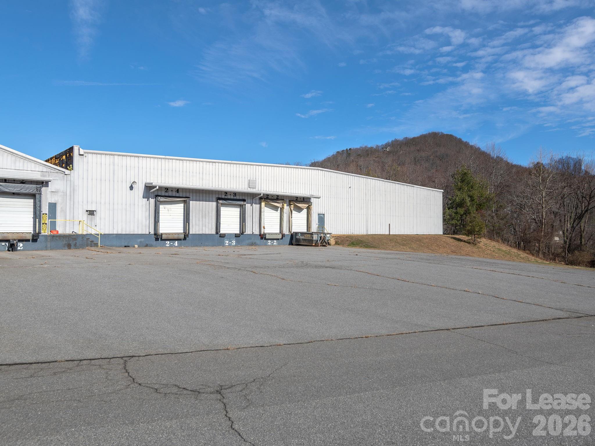 111 Old Bee Tree Road Swannanoa NC 28804