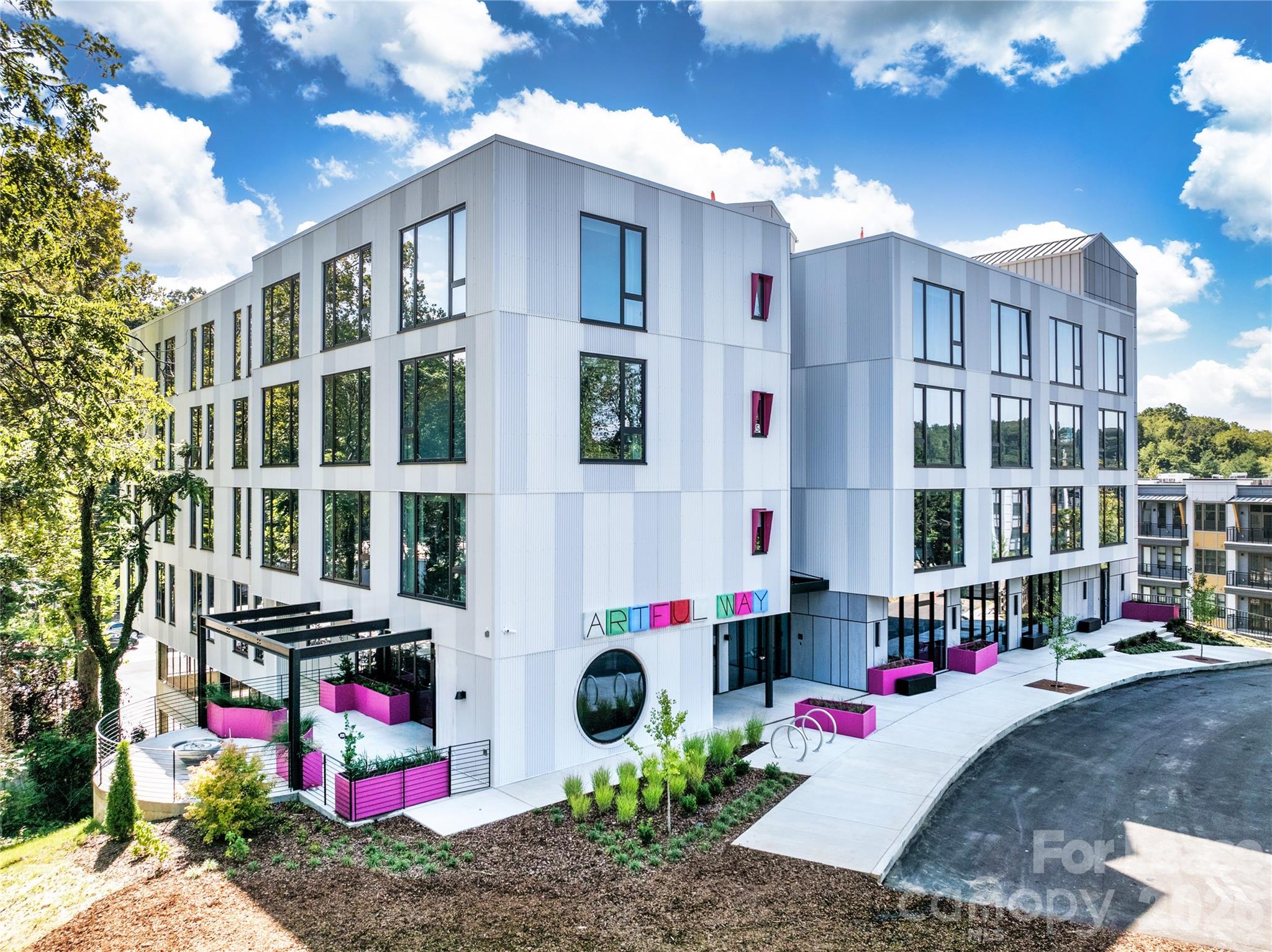 31 Artful Way Asheville NC 28801