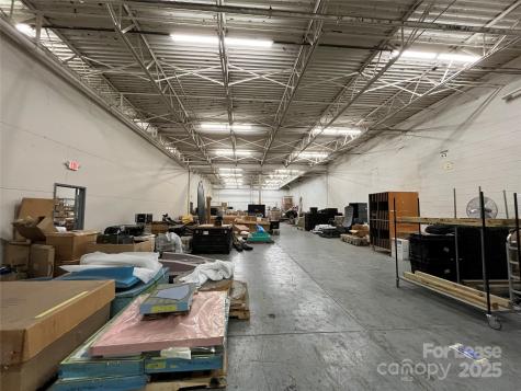 179 Merrimon Avenue Weaverville NC 28787