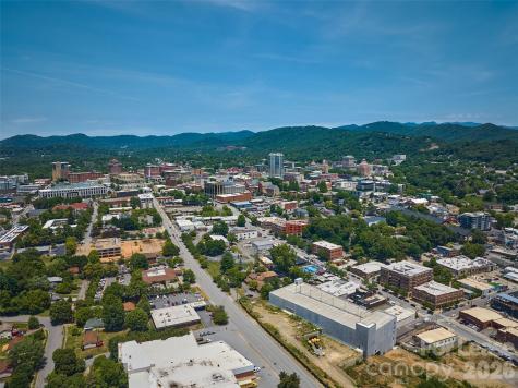 81 Coxe Avenue Asheville NC 28801