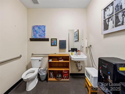 1829 Hendersonville Road Asheville NC 28803