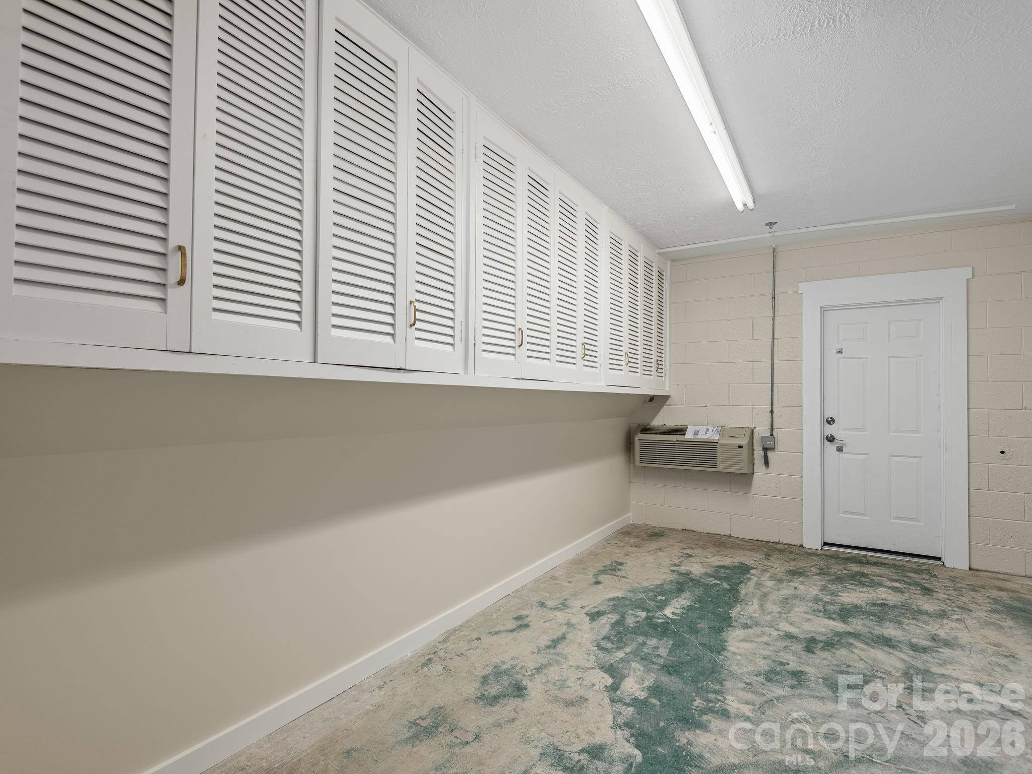 732 Jonesborough Street Hendersonville NC 28739