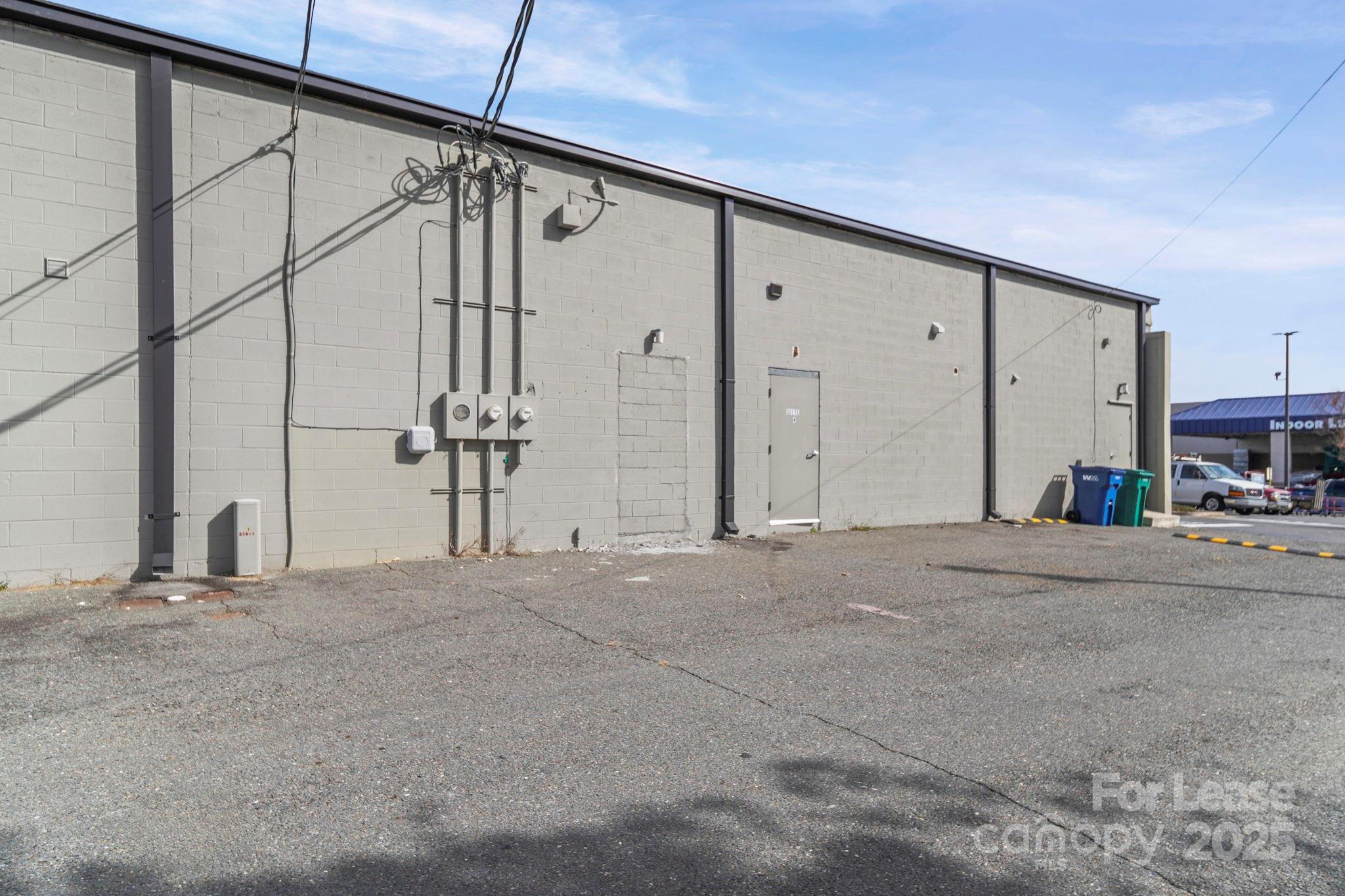 814 Nc 24/27 Albemarle NC 28001