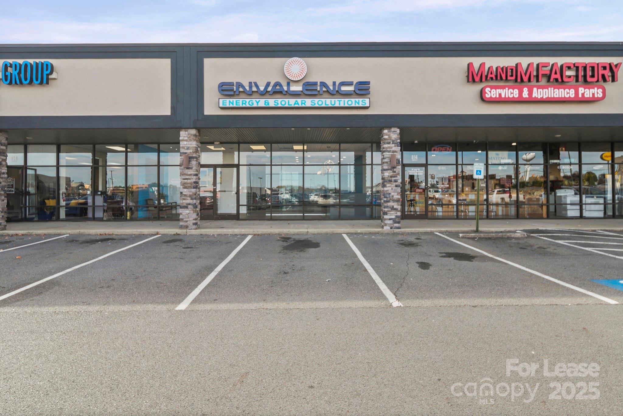814 Nc 24/27 Albemarle NC 28001