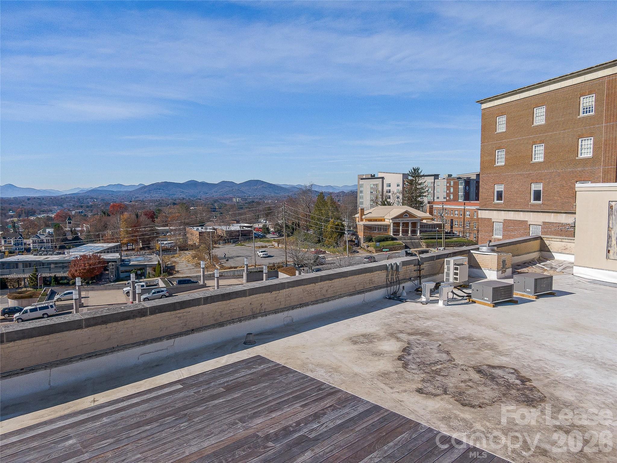 14 Ohenry Avenue Asheville NC 28801