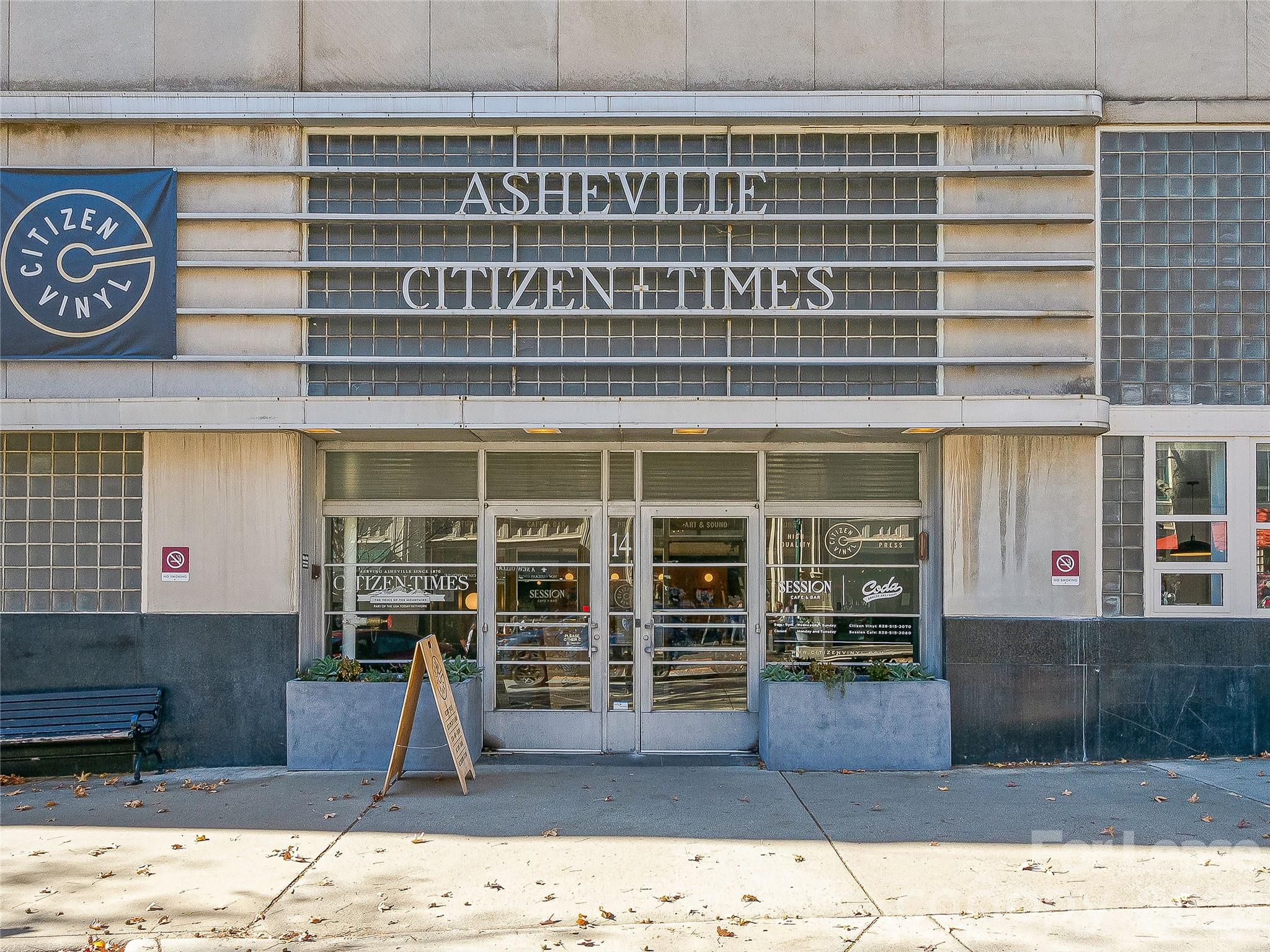 14 Ohenry Avenue Asheville NC 28801