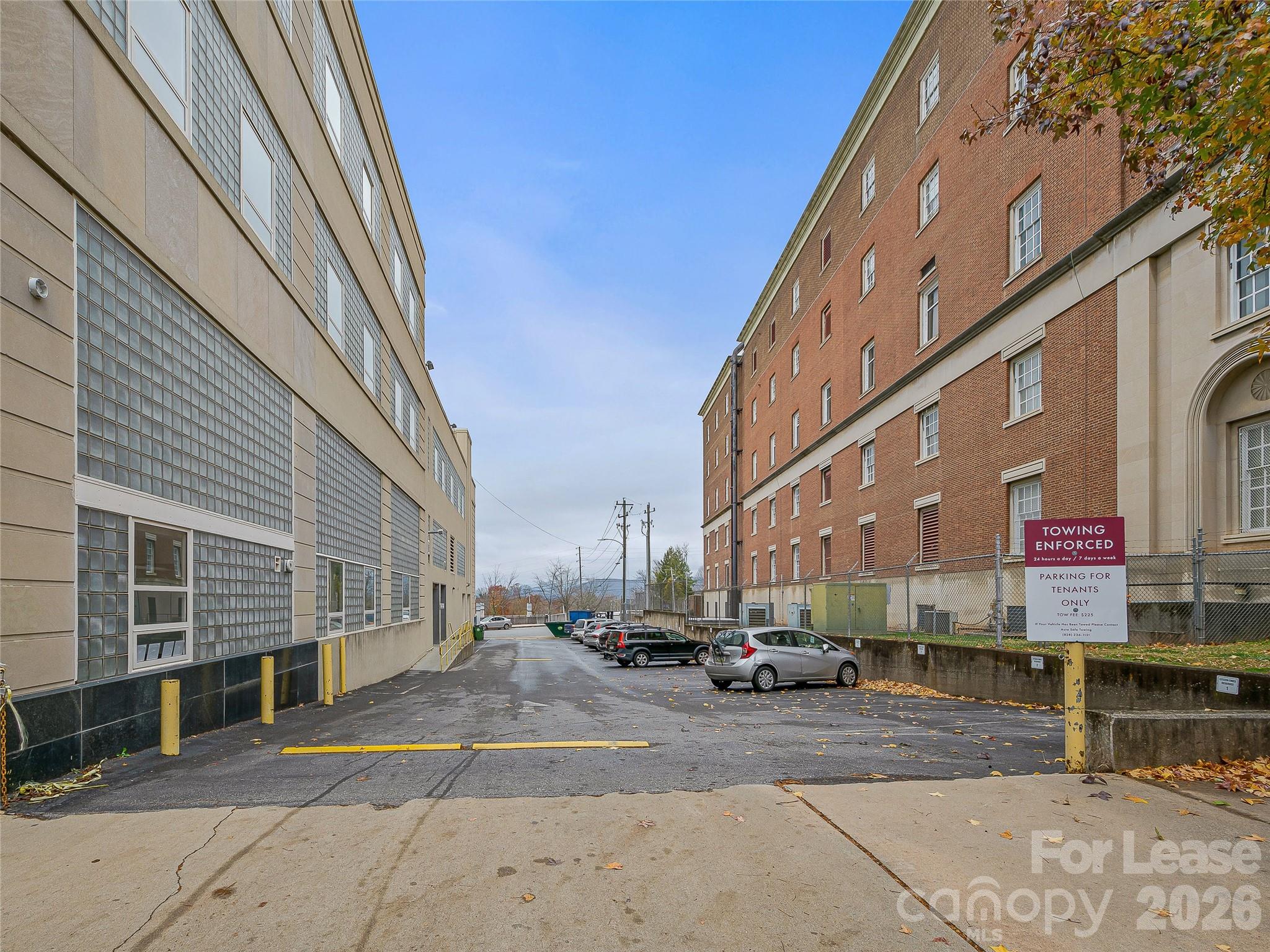 14 Ohenry Avenue Asheville NC 28801