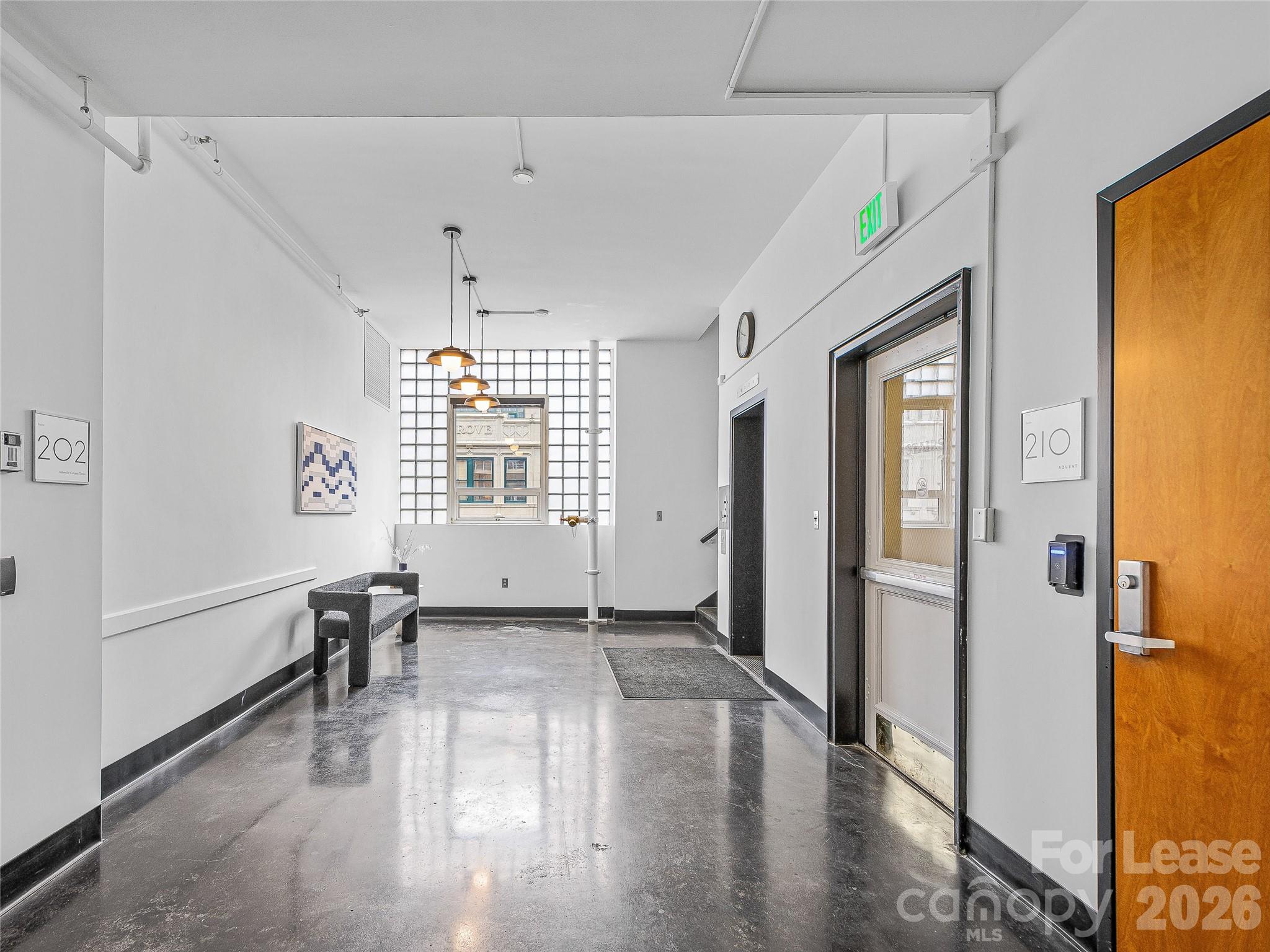 14 Ohenry Avenue Asheville NC 28801