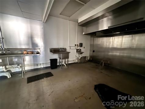 2906 Springs Road NE Hickory NC 28601