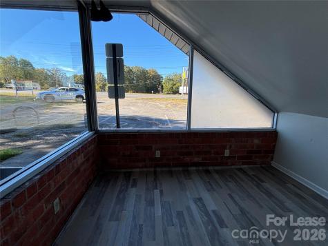 2906 Springs Road NE Hickory NC 28601