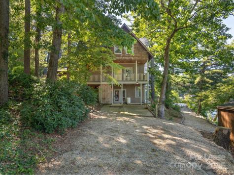 447 Lily Pad Lane Flat Rock NC 28731