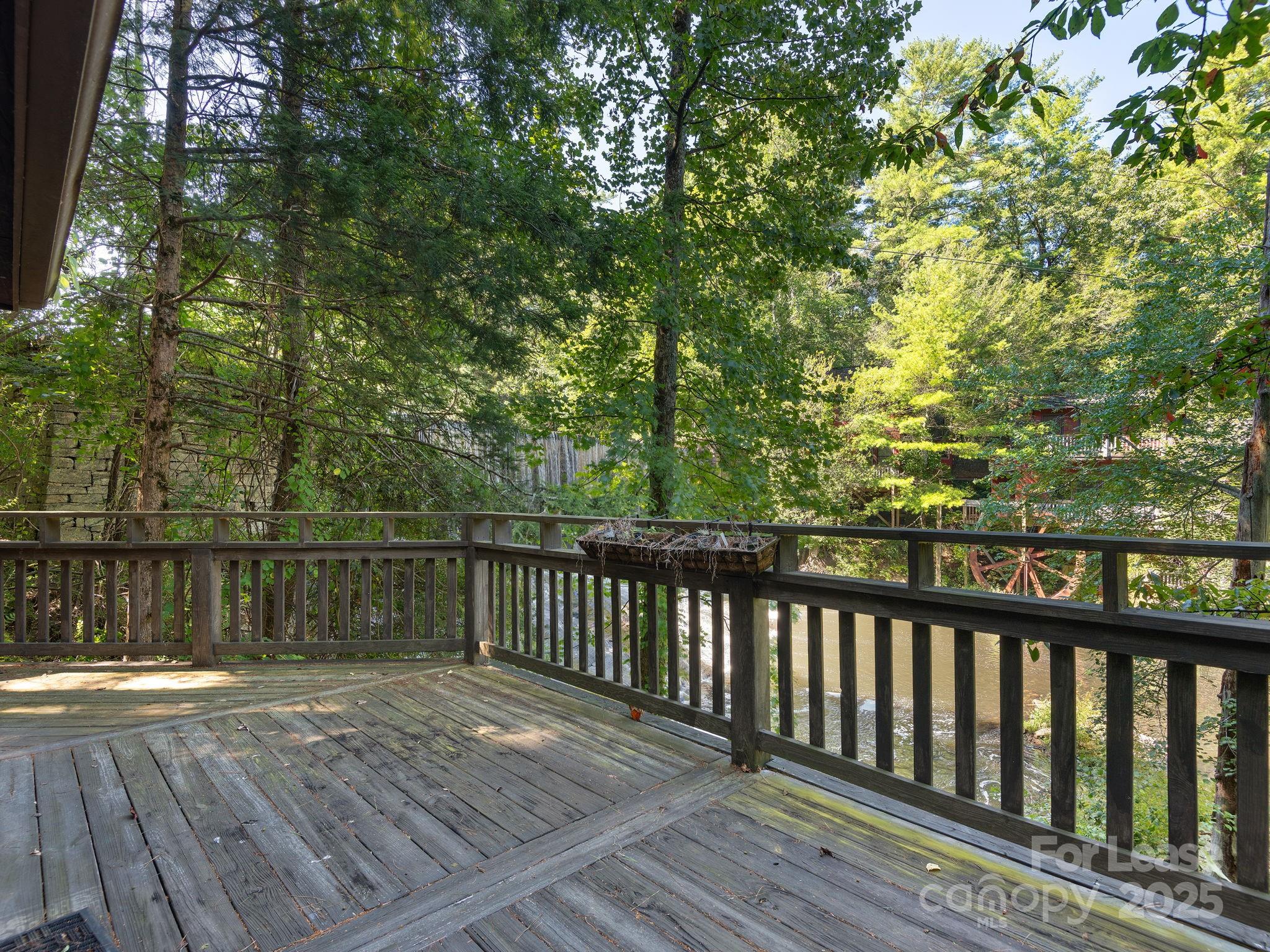 447 Lily Pad Lane Flat Rock NC 28731