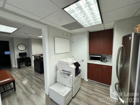 112 S Tryon Street Charlotte NC 28202