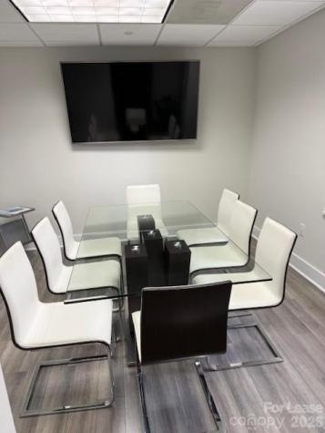112 S Tryon Street Charlotte NC 28202