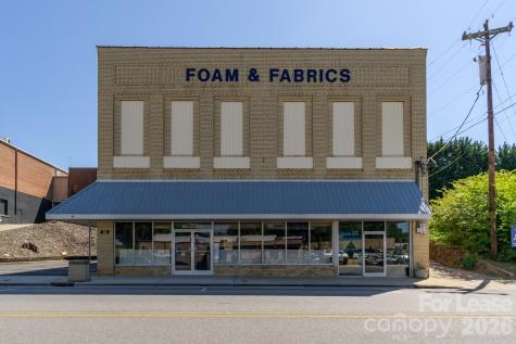 34 N Logan Street Marion NC 28752