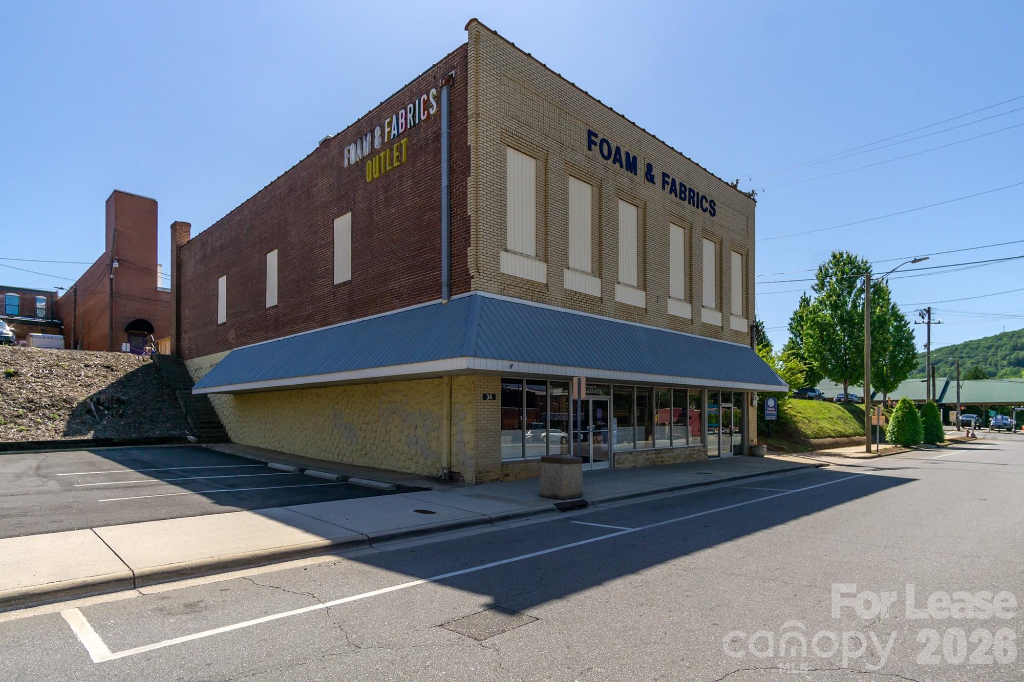34 N Logan Street Marion NC 28752