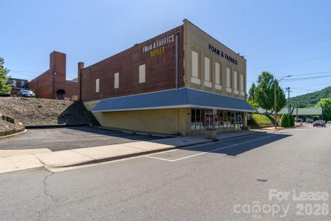 34 N Logan Street Marion NC 28752