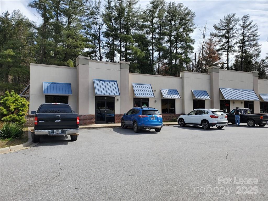 15 Possum Trot Road Asheville NC 28806