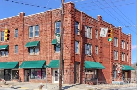 21 Linneys Mountain Road Taylorsville NC 28681