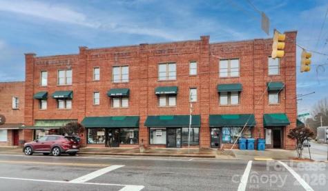 21 Linneys Mountain Road Taylorsville NC 28681