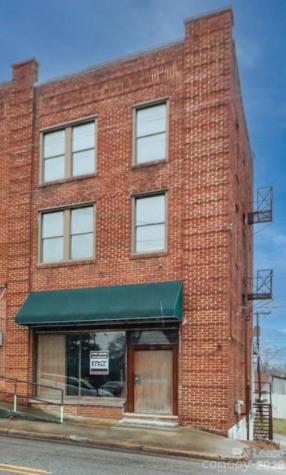 21 Linneys Mountain Road Taylorsville NC 28681