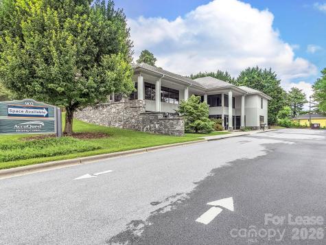 902 Fleming Street Hendersonville NC 28791