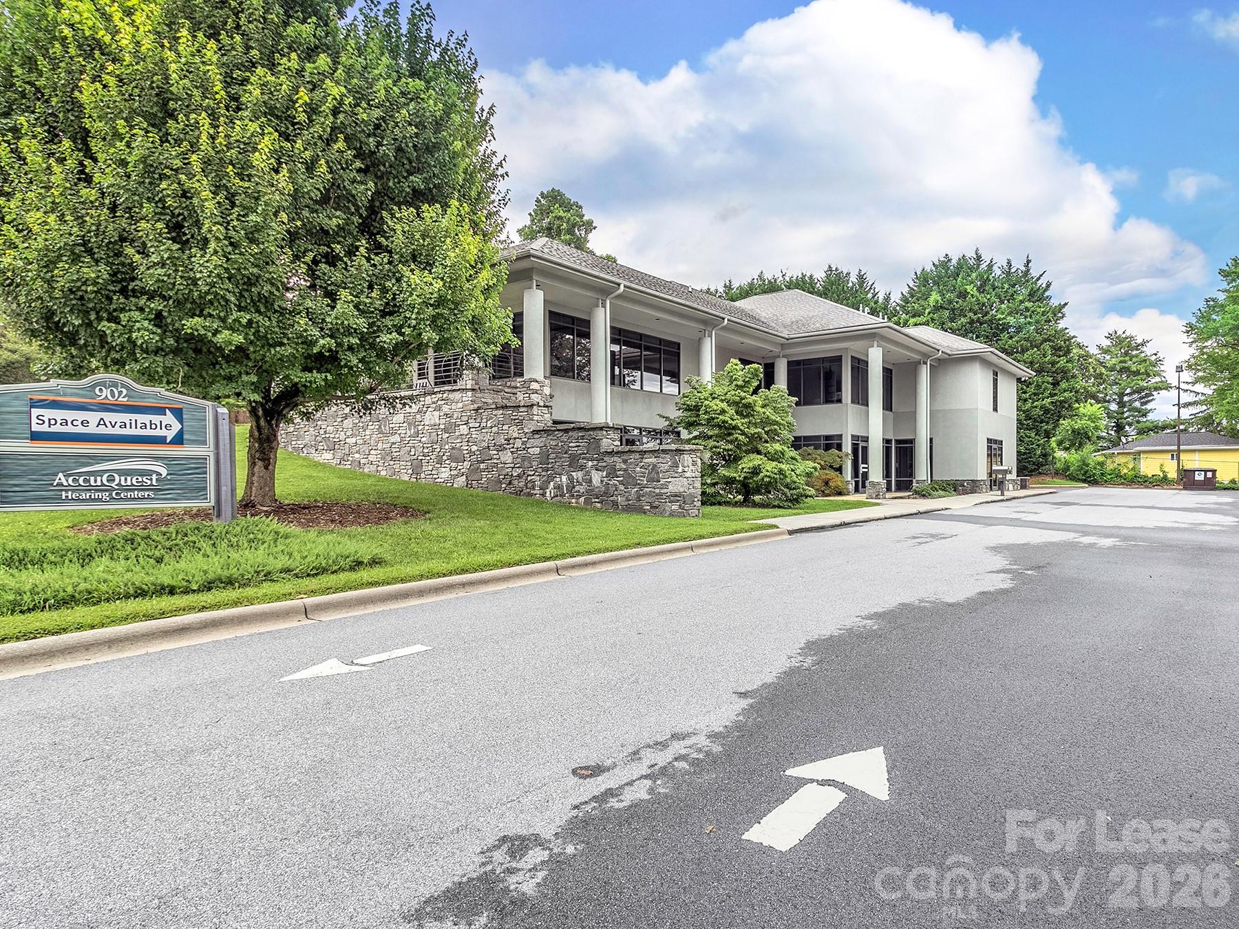 902 Fleming Street Hendersonville NC 28791