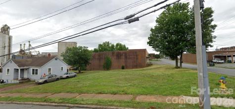 207 E 2nd Street Newton NC 28658