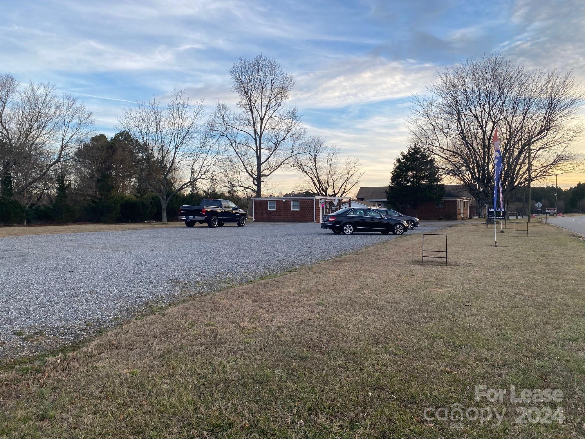 3620 Springs Road NE Hickory NC 28601