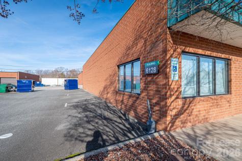 6128 Brookshire Boulevard Charlotte NC 28216