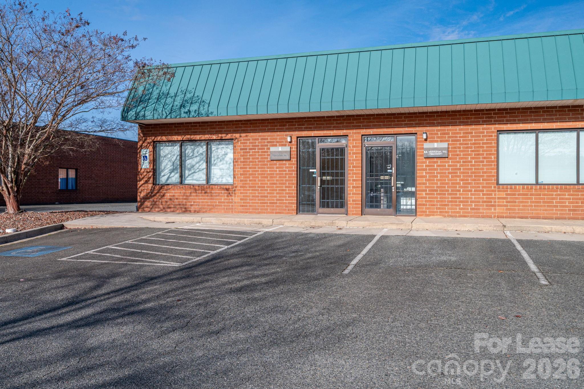 6128 Brookshire Boulevard Charlotte NC 28216