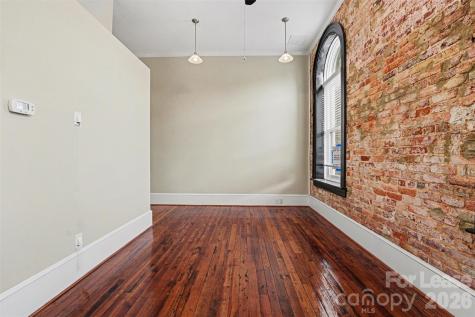 106 W Moore Avenue Mooresville NC 28115
