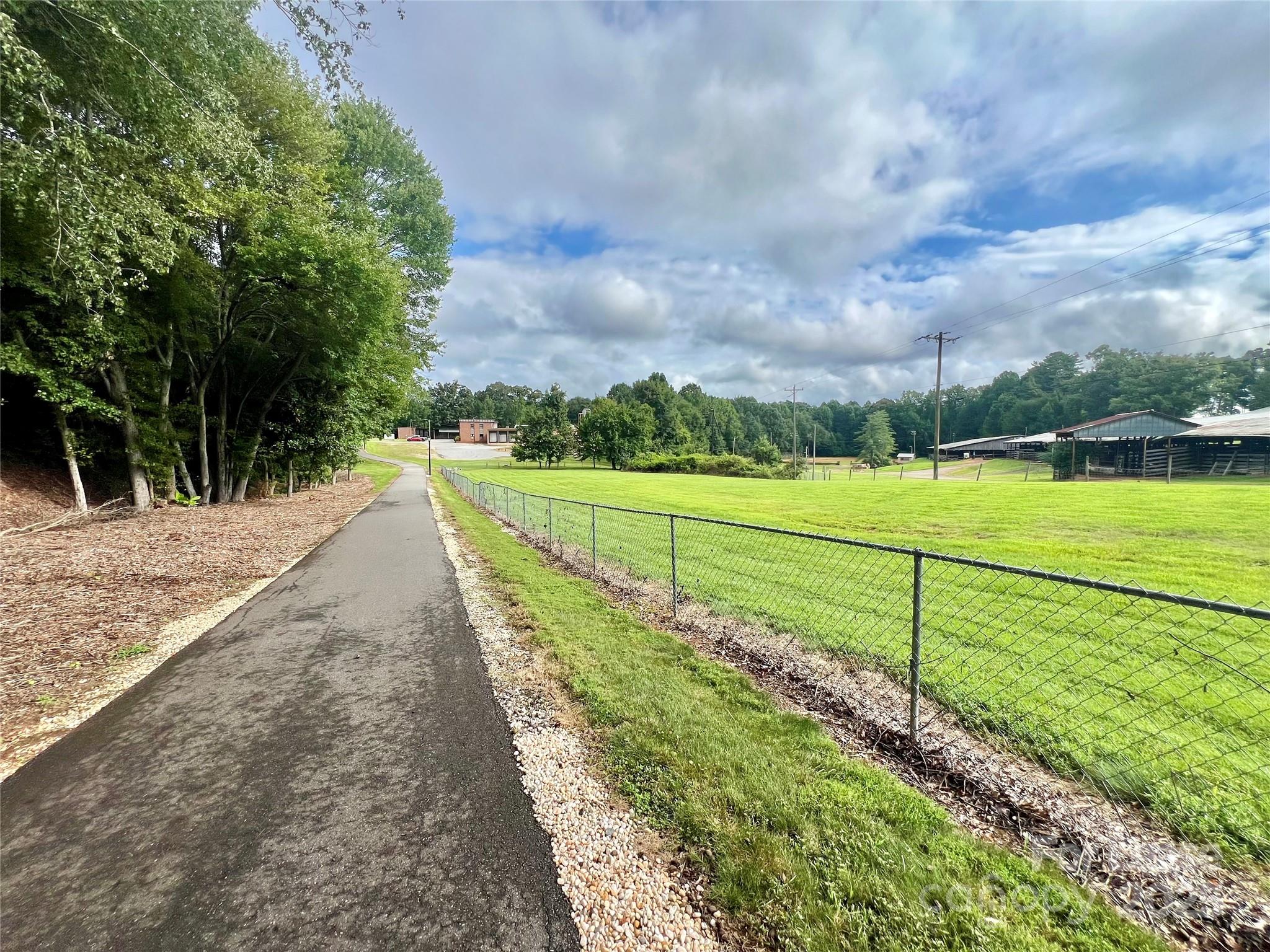 694 N Main Street Troutman NC 28166