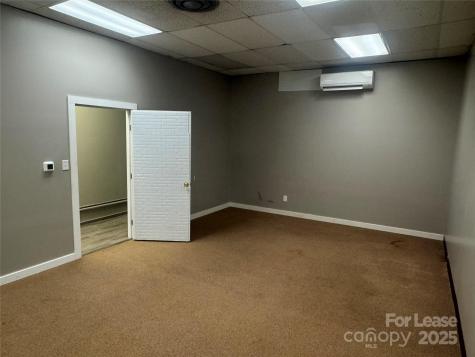 46 Westgate Parkway Asheville NC 28806