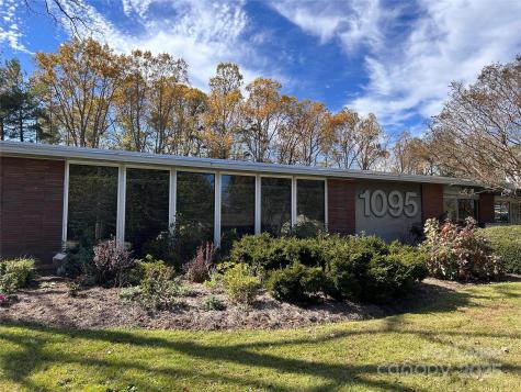 1095 Hendersonville Road Biltmore Forest NC 28803