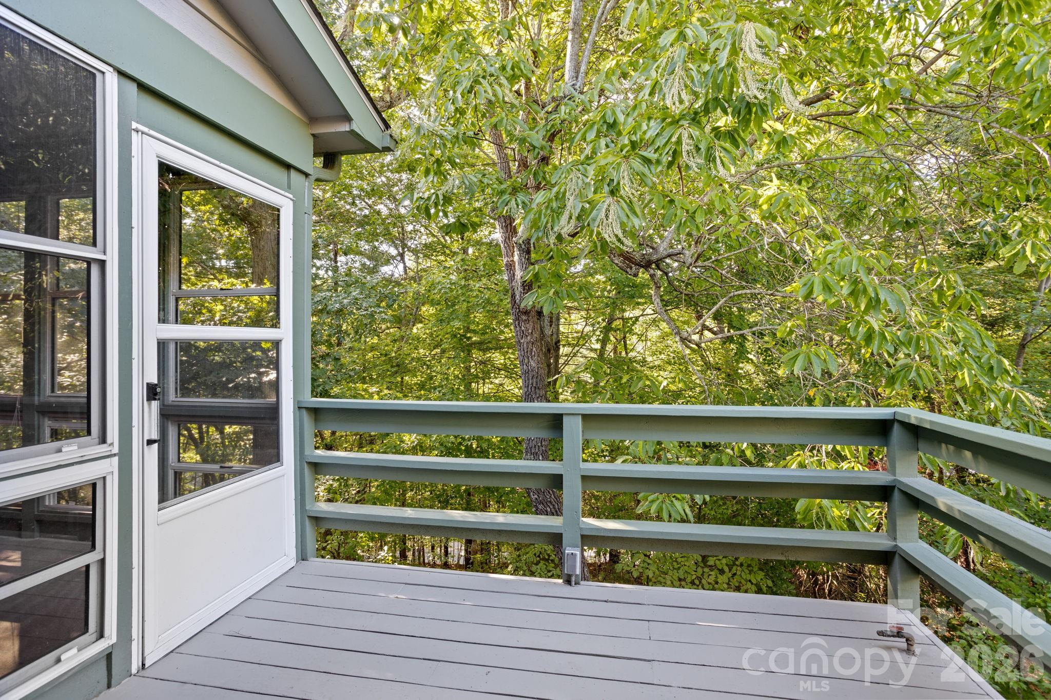 128 Forest View Drive Flat Rock NC 28731